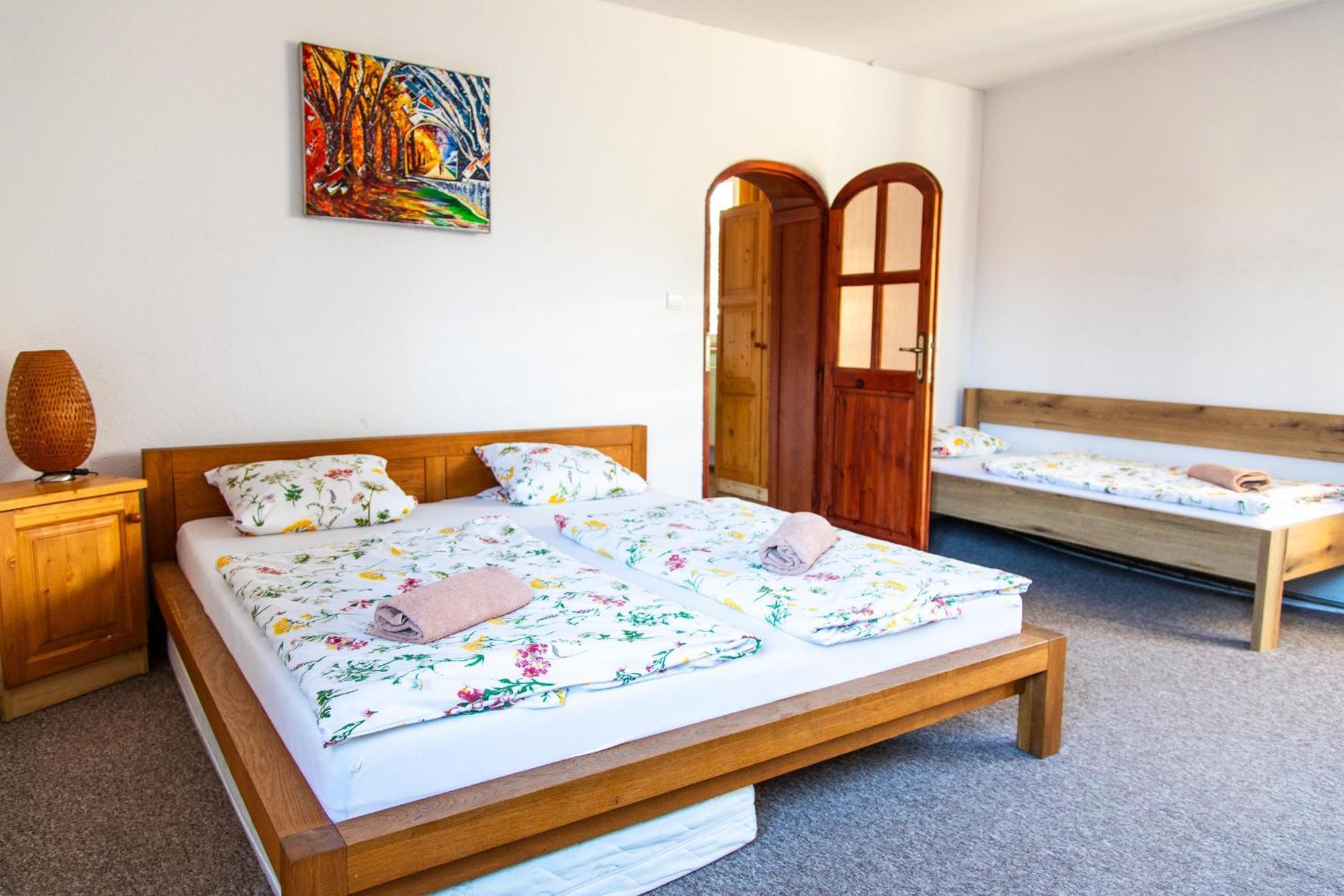 Pension Aqualand Free Parking Poprad Esterno foto