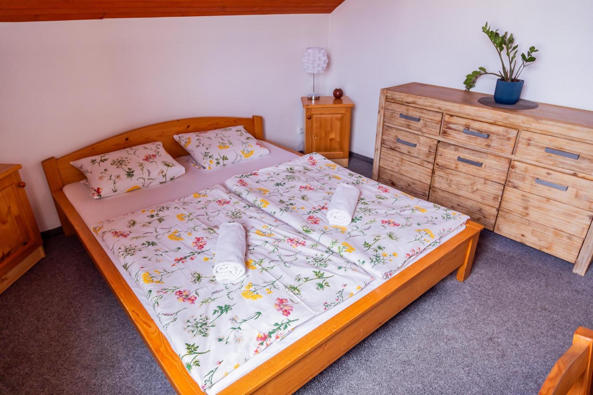 Pension Aqualand Free Parking Poprad Esterno foto